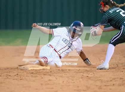 Thumbnail 3 in Churchill vs Reagan photogallery.