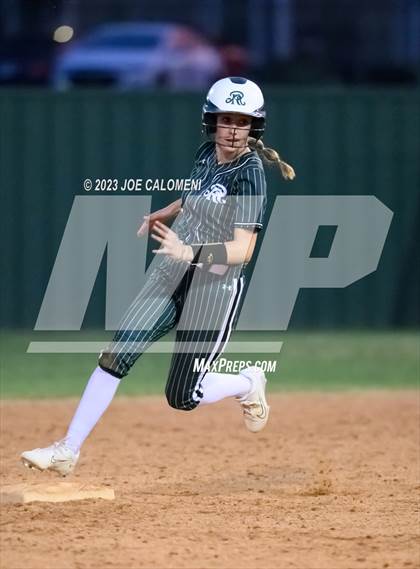 Thumbnail 3 in Churchill vs Reagan photogallery.