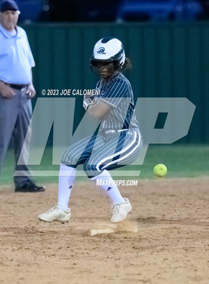 Thumbnail 3 in Churchill vs Reagan photogallery.