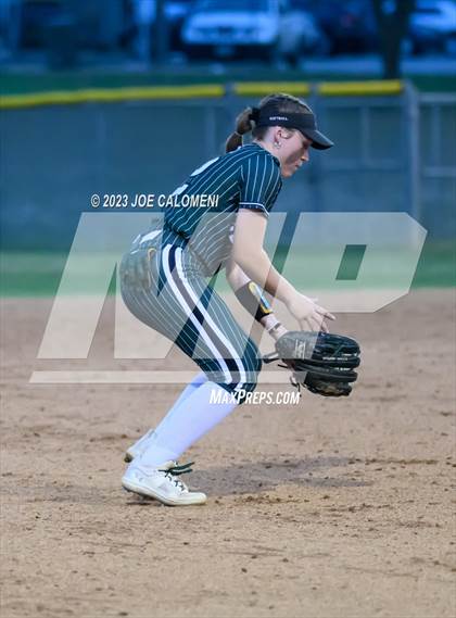 Thumbnail 1 in Churchill vs Reagan photogallery.