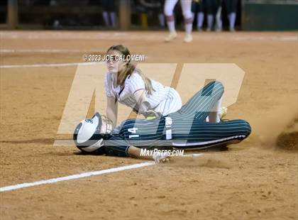 Thumbnail 1 in Churchill vs Reagan photogallery.