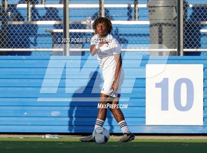 Thumbnail 1 in Alief Elsik vs. Klein Cain (UIL 6A Soccer Division I Final) photogallery.