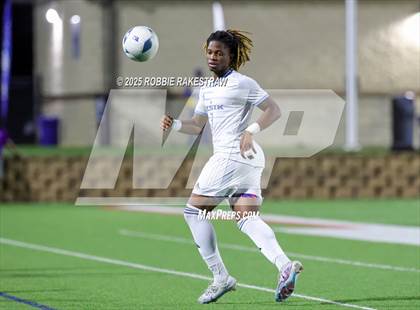 Thumbnail 1 in Alief Elsik vs. Klein Cain (UIL 6A Soccer Division I Final) photogallery.