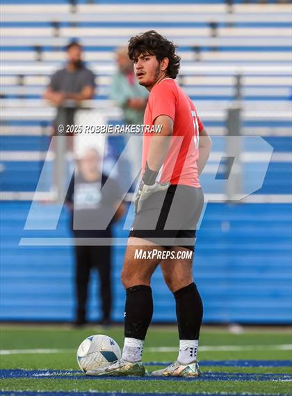 Thumbnail 3 in Alief Elsik vs. Klein Cain (UIL 6A Soccer Division I Final) photogallery.