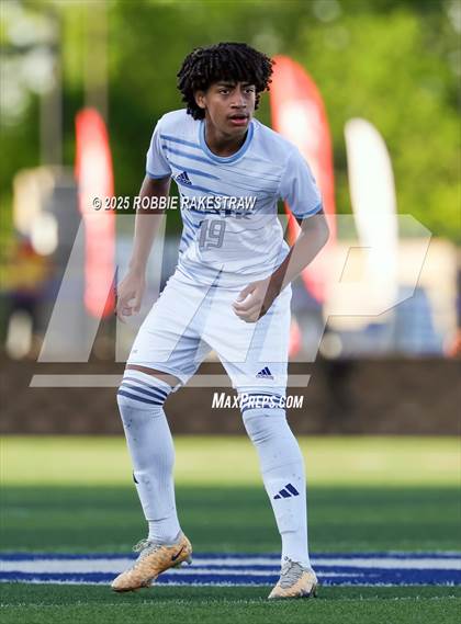 Thumbnail 2 in Alief Elsik vs. Klein Cain (UIL 6A Soccer Division I Final) photogallery.