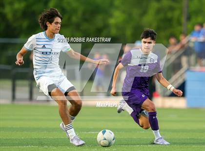 Thumbnail 3 in Alief Elsik vs. Klein Cain (UIL 6A Soccer Division I Final) photogallery.