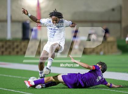 Thumbnail 3 in Alief Elsik vs. Klein Cain (UIL 6A Soccer Division I Final) photogallery.
