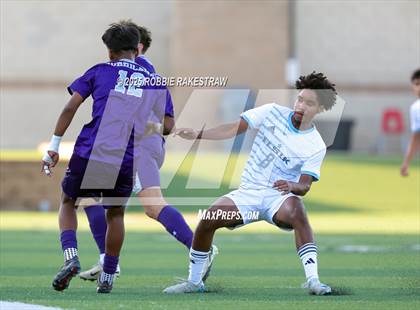 Thumbnail 3 in Alief Elsik vs. Klein Cain (UIL 6A Soccer Division I Final) photogallery.
