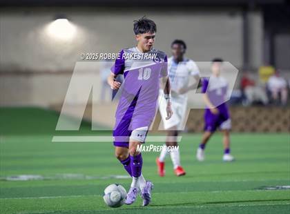 Thumbnail 1 in Alief Elsik vs. Klein Cain (UIL 6A Soccer Division I Final) photogallery.