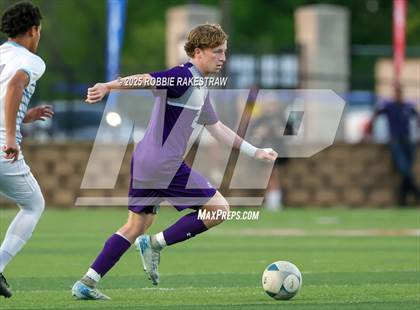Thumbnail 2 in Alief Elsik vs. Klein Cain (UIL 6A Soccer Division I Final) photogallery.