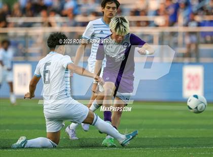 Thumbnail 1 in Alief Elsik vs. Klein Cain (UIL 6A Soccer Division I Final) photogallery.