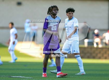 Thumbnail 3 in Alief Elsik vs. Klein Cain (UIL 6A Soccer Division I Final) photogallery.