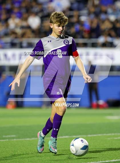 Thumbnail 2 in Alief Elsik vs. Klein Cain (UIL 6A Soccer Division I Final) photogallery.