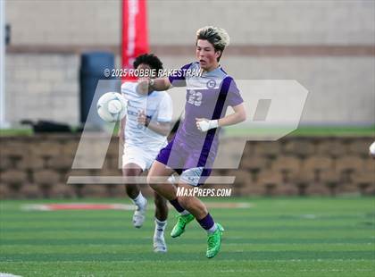 Thumbnail 2 in Alief Elsik vs. Klein Cain (UIL 6A Soccer Division I Final) photogallery.