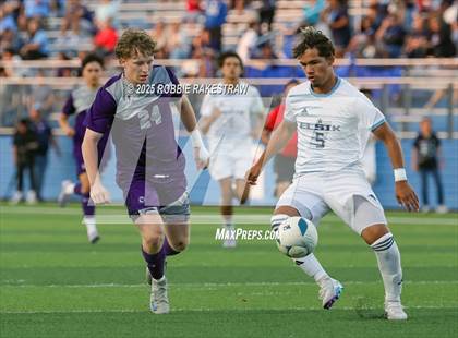 Thumbnail 3 in Alief Elsik vs. Klein Cain (UIL 6A Soccer Division I Final) photogallery.