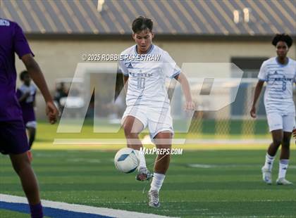 Thumbnail 1 in Alief Elsik vs. Klein Cain (UIL 6A Soccer Division I Final) photogallery.