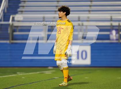 Thumbnail 3 in Alief Elsik vs. Klein Cain (UIL 6A Soccer Division I Final) photogallery.