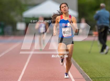 Thumbnail 1 in 50th Annual Loucks Games (Women's Secttion 1 Mile Run) photogallery.