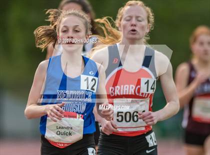 Thumbnail 3 in 50th Annual Loucks Games (Women's Secttion 1 Mile Run) photogallery.