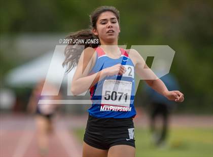 Thumbnail 1 in 50th Annual Loucks Games (Women's Secttion 1 Mile Run) photogallery.