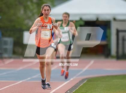 Thumbnail 1 in 50th Annual Loucks Games (Women's Secttion 1 Mile Run) photogallery.