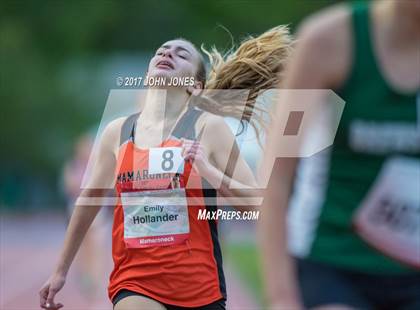 Thumbnail 3 in 50th Annual Loucks Games (Women's Secttion 1 Mile Run) photogallery.