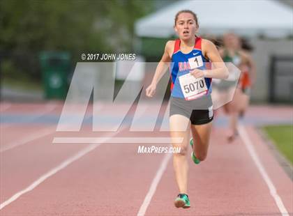 Thumbnail 2 in 50th Annual Loucks Games (Women's Secttion 1 Mile Run) photogallery.