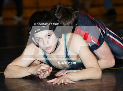Thumbnail 1 in Delta League Dual Meet @ Elk Grove photogallery.