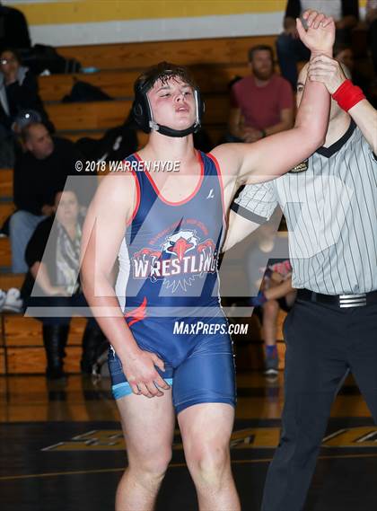 Thumbnail 2 in Delta League Dual Meet @ Elk Grove photogallery.