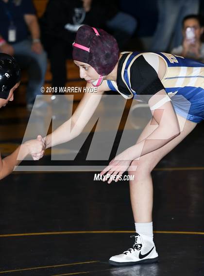 Thumbnail 3 in Delta League Dual Meet @ Elk Grove photogallery.