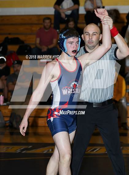 Thumbnail 3 in Delta League Dual Meet @ Elk Grove photogallery.