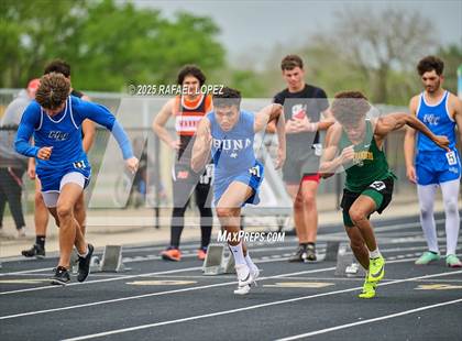 Thumbnail 2 in UIL 3A Track & Field District (100M) photogallery.