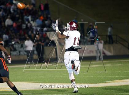 Thumbnail 2 in Gilmer vs. Atlanta (UIL 4A Quarterfinal) photogallery.