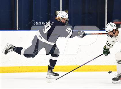 Thumbnail 3 in Deerfield @ Hotchkiss photogallery.