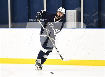 Thumbnail 1 in Deerfield @ Hotchkiss photogallery.