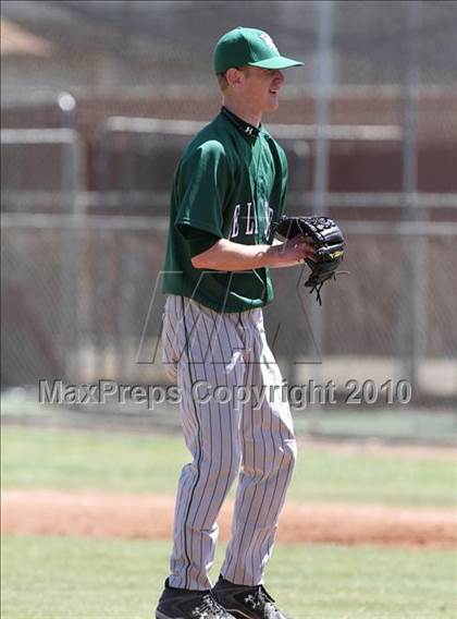 Thumbnail 2 in De La Salle vs. Northgate (Righetti Spring Classic) photogallery.