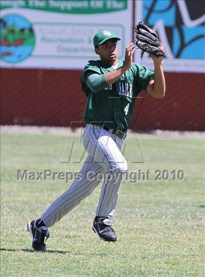 Thumbnail 3 in De La Salle vs. Northgate (Righetti Spring Classic) photogallery.