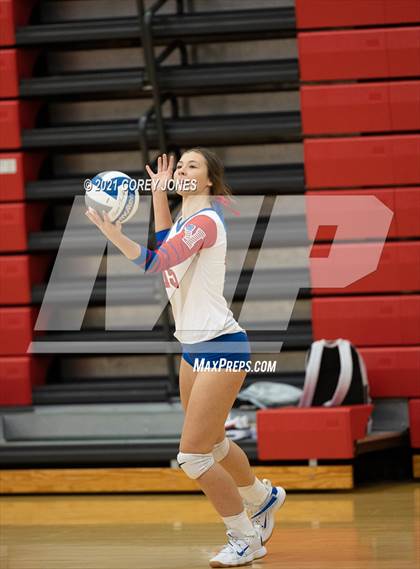 Thumbnail 2 in Jackson vs. Veterans photogallery.