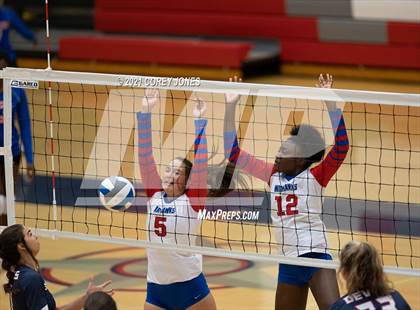 Thumbnail 2 in Jackson vs. Veterans photogallery.