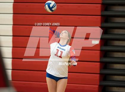 Thumbnail 3 in Jackson vs. Veterans photogallery.