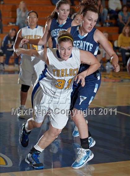 Thumbnail 2 in Yosemite vs. Turlock (Oak Ridge Shootout) photogallery.