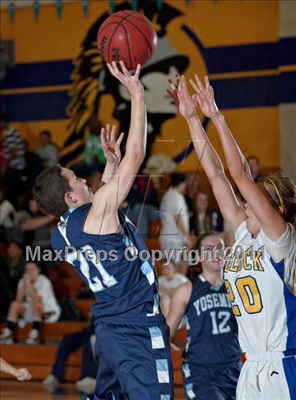 Thumbnail 3 in Yosemite vs. Turlock (Oak Ridge Shootout) photogallery.