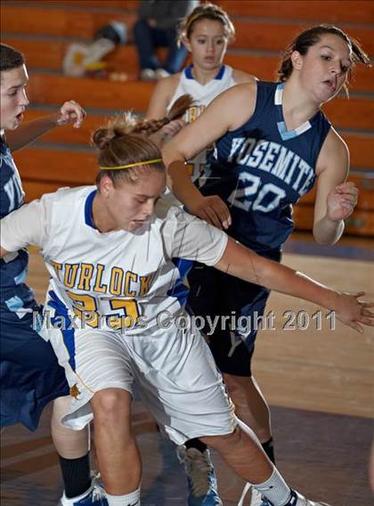 Thumbnail 3 in Yosemite vs. Turlock (Oak Ridge Shootout) photogallery.