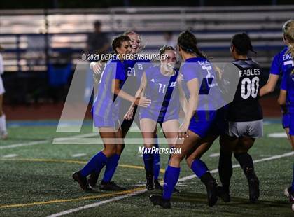 Thumbnail 2 in Mountain Vista vs Broomfield (CHSAA 5A Quarterfinals) photogallery.