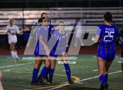 Thumbnail 1 in Mountain Vista vs Broomfield (CHSAA 5A Quarterfinals) photogallery.