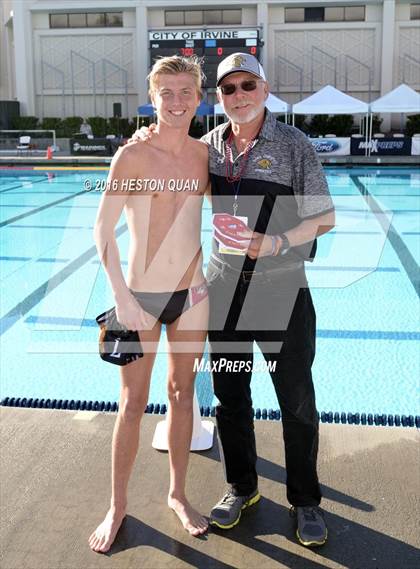 Thumbnail 1 in Oaks Christian vs. Aliso Niguel (CIF-SS D3 Final - Awards) photogallery.