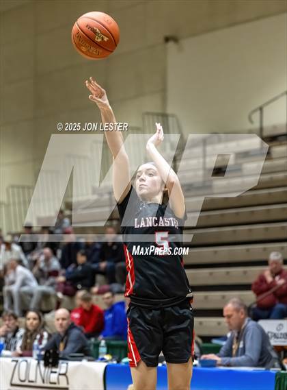 Thumbnail 3 in Albertus Magnus vs. Lancaster (NYSPHSAA Class AAA State Semi-Final) photogallery.