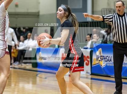 Thumbnail 2 in Albertus Magnus vs. Lancaster (NYSPHSAA Class AAA State Semi-Final) photogallery.