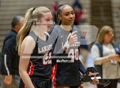 Thumbnail 2 in Albertus Magnus vs. Lancaster (NYSPHSAA Class AAA State Semi-Final) photogallery.