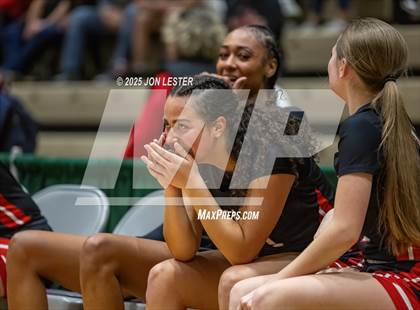 Thumbnail 3 in Albertus Magnus vs. Lancaster (NYSPHSAA Class AAA State Semi-Final) photogallery.